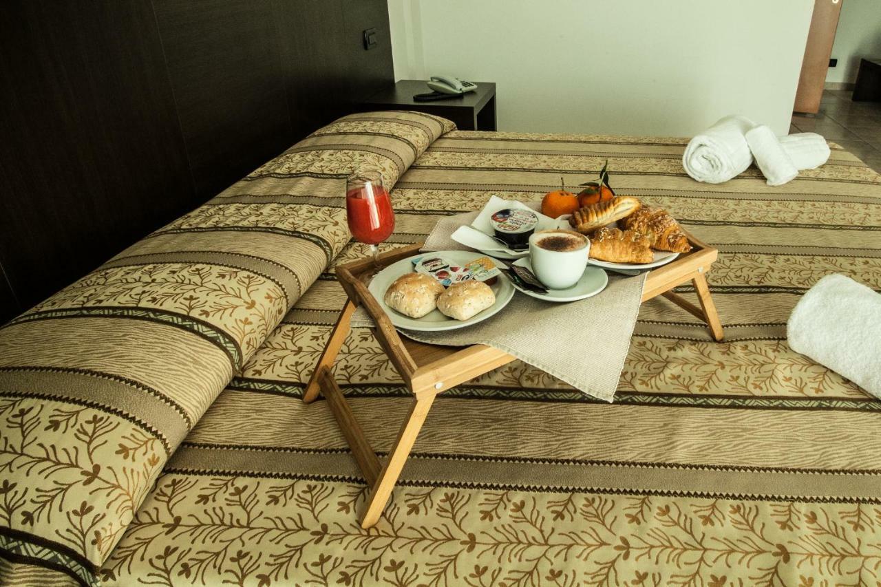 Hotel Davide Rivoli  Eksteriør bilde