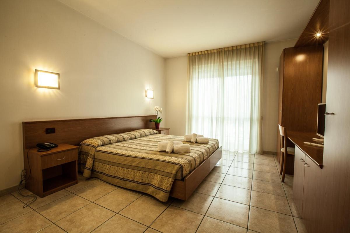 Hotel Davide Rivoli  Eksteriør bilde